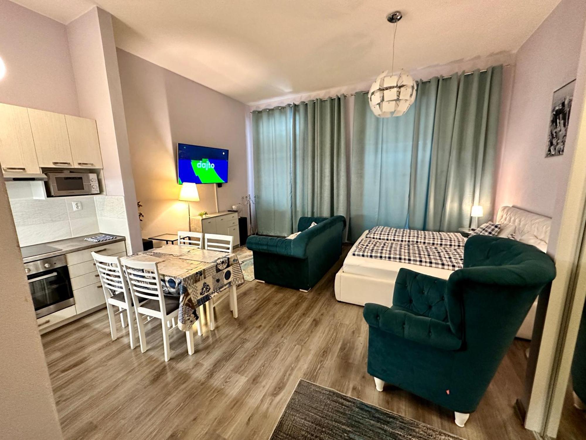 Kings Main Square Apartment Poprad Luaran gambar